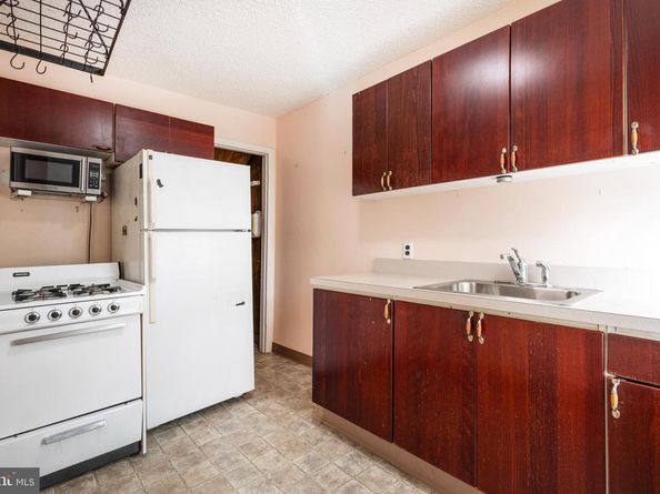 442 Wellesley Road, Philadelphia PA 19119