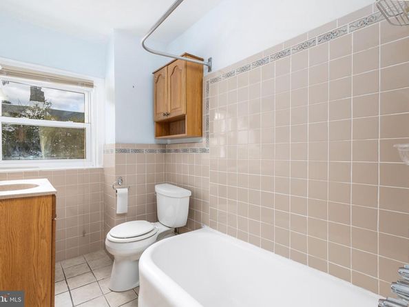 442 Wellesley Road, Philadelphia PA 19119