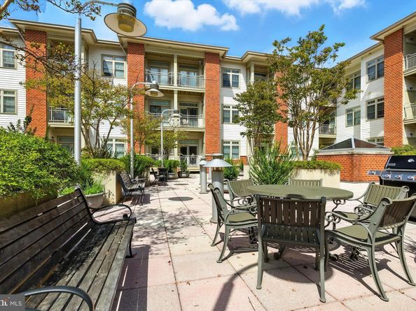 309 Holland Lane 222, Alexandria VA 22314