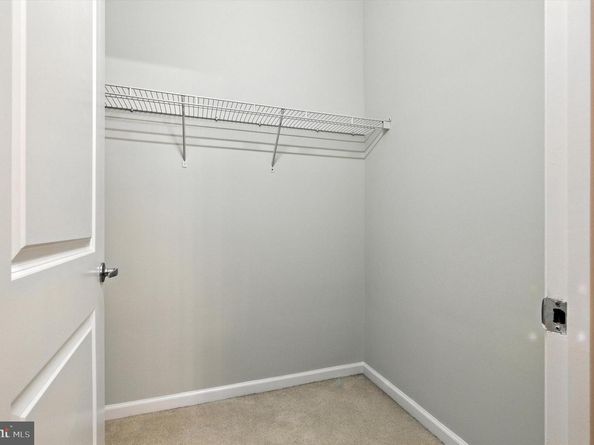 309 Holland Lane 222, Alexandria VA 22314