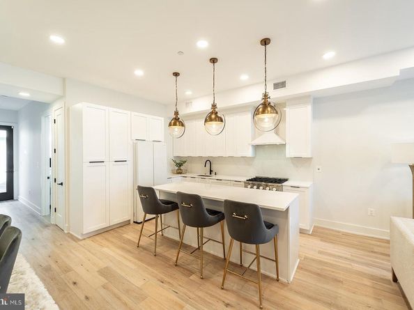 1215 Holbrook Terrace NE 1, Washington DC 20002
