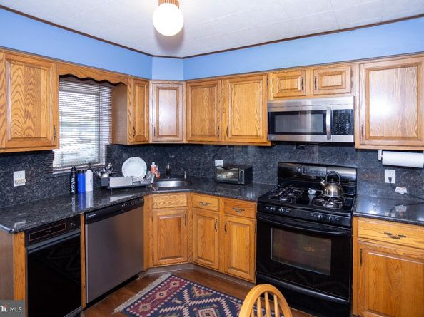 123 Pocasset Road, Philadelphia PA 19115