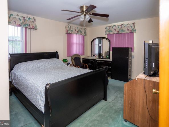 123 Pocasset Road, Philadelphia PA 19115