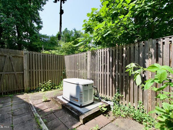 6613 Kerns Road, Falls Church VA 22042