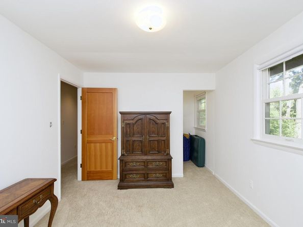6613 Kerns Road, Falls Church VA 22042