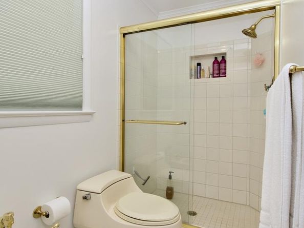 6613 Kerns Road, Falls Church VA 22042