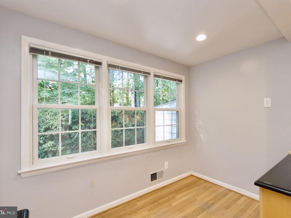 6613 Kerns Road, Falls Church VA 22042