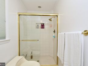 6613 Kerns Road, Falls Church VA 22042