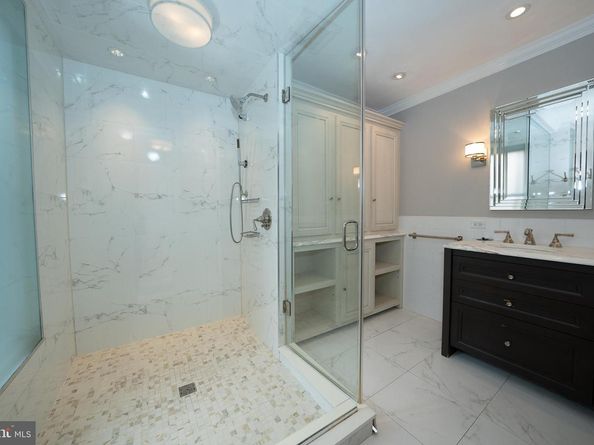 617 Pine Street, Philadelphia PA 19106