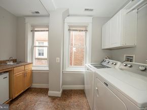 617 Pine Street, Philadelphia PA 19106