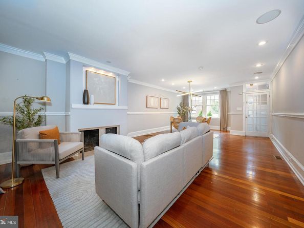 617 Pine Street, Philadelphia PA 19106