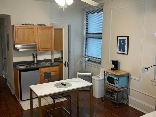 1324 Locust Street 412, Philadelphia PA 19107