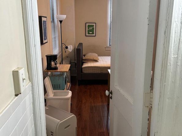 1324 Locust Street 412, Philadelphia PA 19107