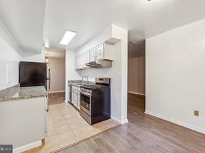 3322 Woodburn Village Drive 13, Annandale VA 22003