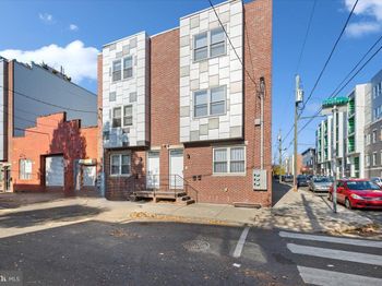 1322 N 15TH Street