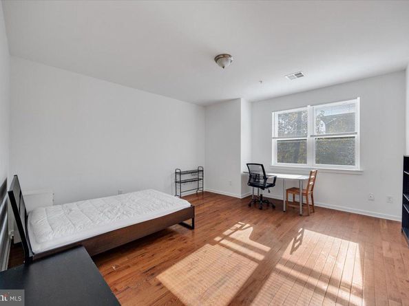 1322 N 15TH Street, Philadelphia PA 19121