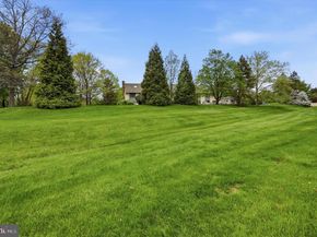 177 Wildflower Circle, Yardley PA 19067
