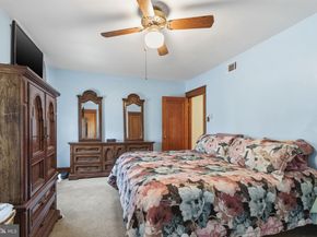 724 Longshore Avenue, Philadelphia PA 19111