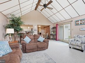 55 Canoebirch Road, Levittown PA 19057