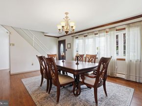 55 Canoebirch Road, Levittown PA 19057