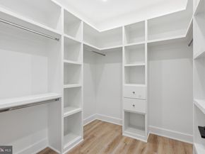 901 Meadow Lane SW, Vienna VA 22180