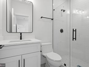 901 Meadow Lane SW, Vienna VA 22180