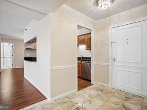 1301 N Courthouse Road 1612, Arlington VA 22201