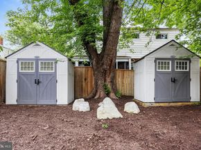28 S Floyd Street, Alexandria VA 22304