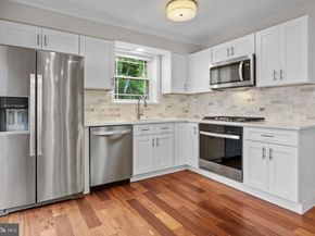 28 S Floyd Street, Alexandria VA 22304