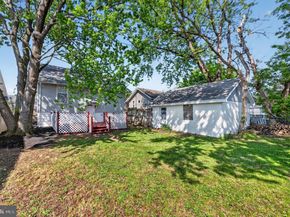 236 Winona Avenue, Holmes PA 19043