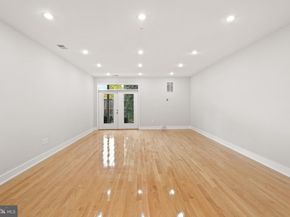 610 Newton Place NW 4, Washington DC 20010