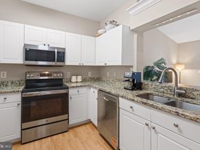 4551 Strutfield Lane 4414, Alexandria VA 22311