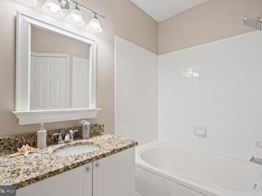 4551 Strutfield Lane 4414, Alexandria VA 22311