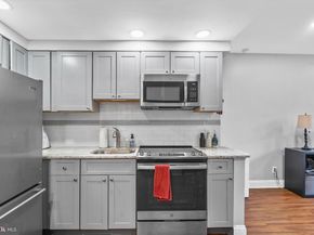 1324 Locust Street 203, Philadelphia PA 19107