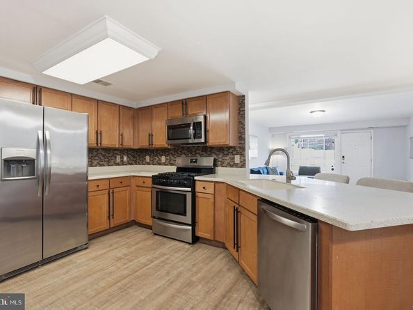 1603 N Van Dorn Street, Alexandria VA 22304