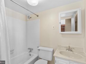1260 21st Street NW 709, Washington DC 20036