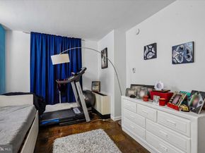 1260 21st Street NW 111, Washington DC 20036