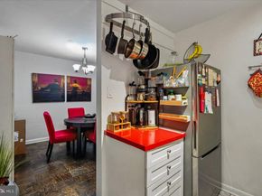 1260 21st Street NW 111, Washington DC 20036