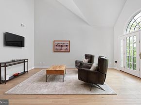 28 Alexander Street, Alexandria VA 22314
