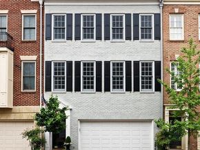 28 Alexander Street, Alexandria VA 22314