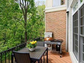 28 Alexander Street, Alexandria VA 22314