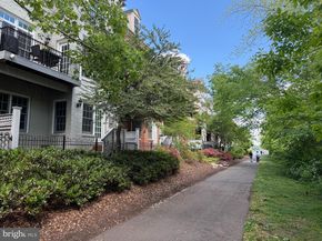 28 Alexander Street, Alexandria VA 22314
