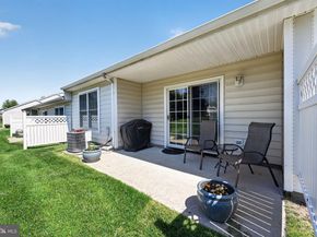 76 Grandview Drive, Ivyland PA 18974