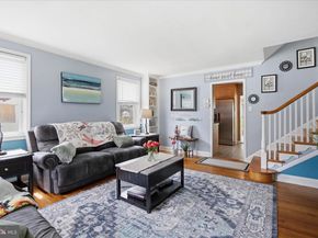20 N Malin Road, Broomall PA 19008