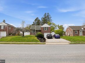 20 N Malin Road, Broomall PA 19008