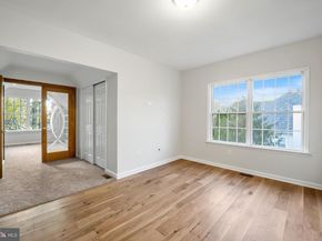 477 Keating Drive, Yardley PA 19067