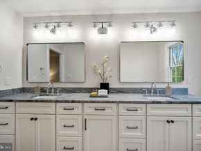 477 Keating Drive, Yardley PA 19067