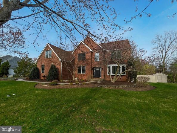 477 Keating Drive, Yardley PA 19067