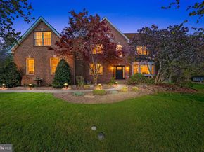 477 Keating Drive, Yardley PA 19067