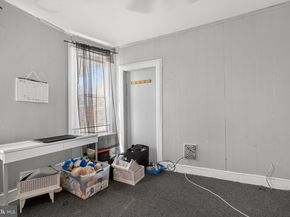 141 N 9TH Street, Darby PA 19023